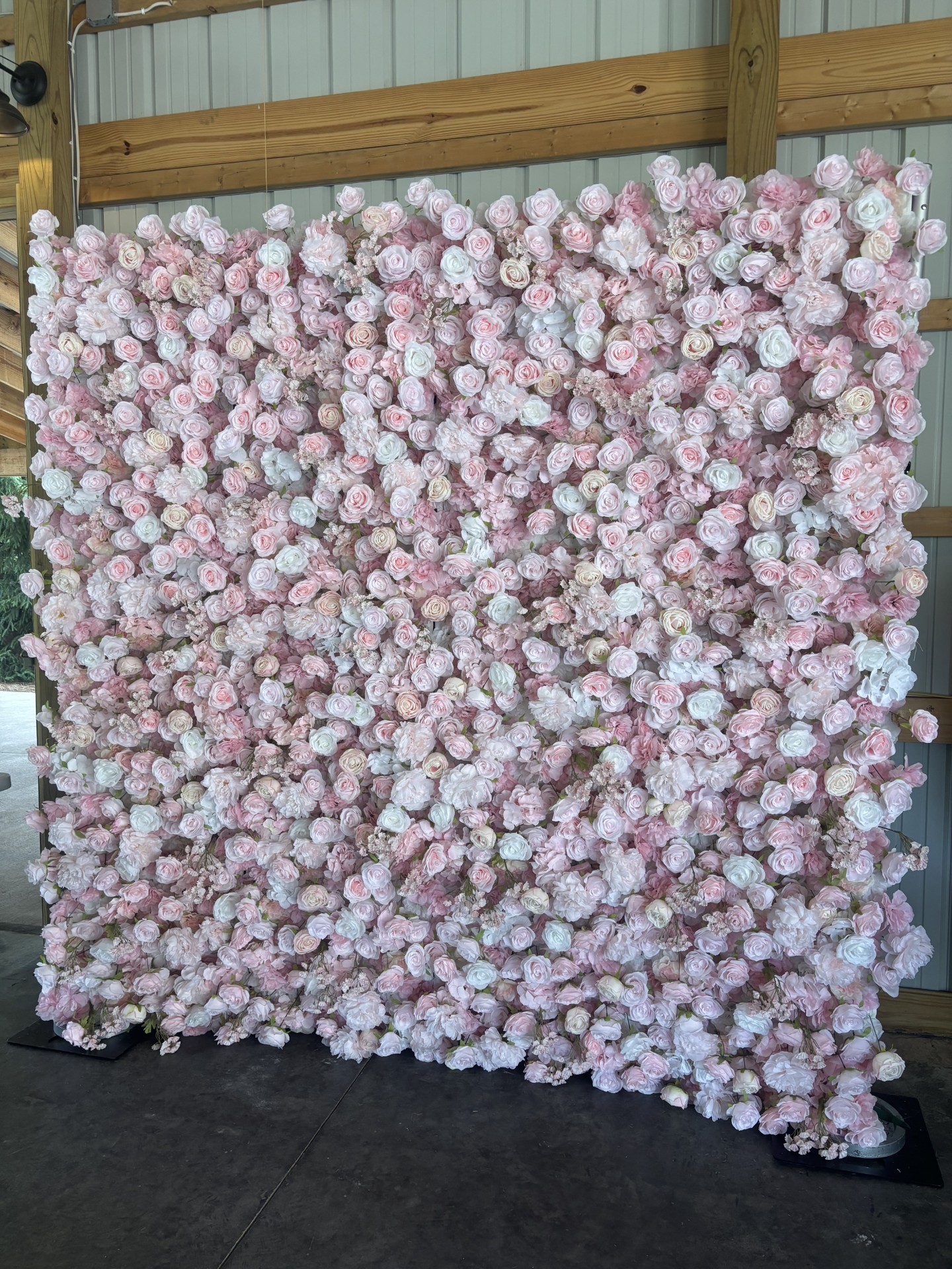 Pink flowerwall